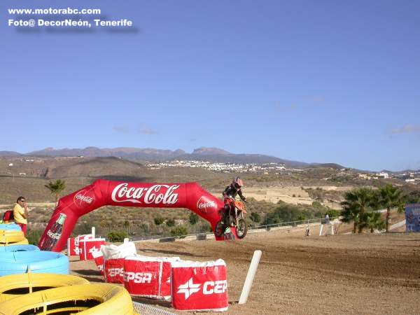 Salto de pilotos de Motocross 