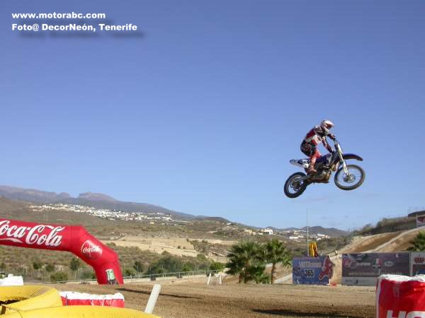 Salto de pilotos de Motocross 