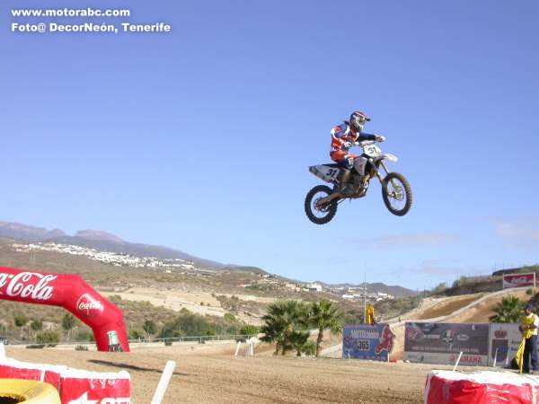 Salto de pilotos de Motocross 