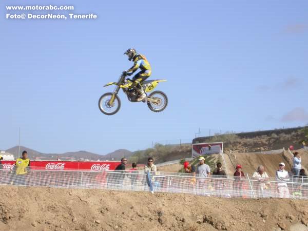 Salto de pilotos de Motocross 