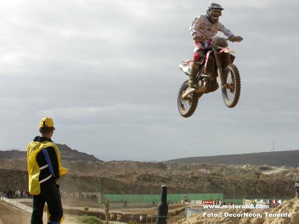 Salto de pilotos de Motocross 